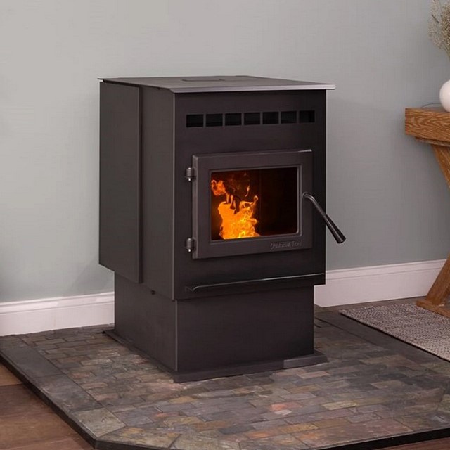 Quadra-Fire-Outfitter-I-Pellet-Stove-1